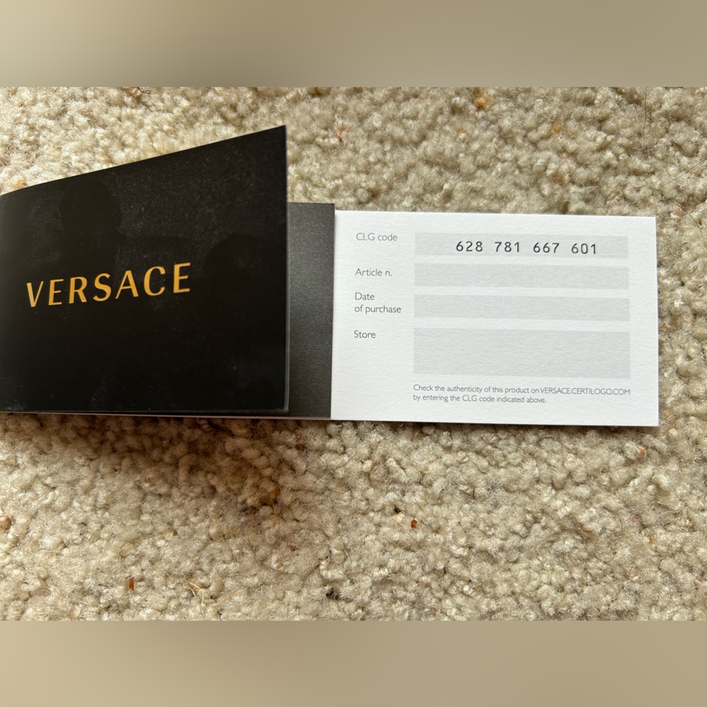 NWT - Authentic Versace Women’s Sunglasses - Picture 9 of 11